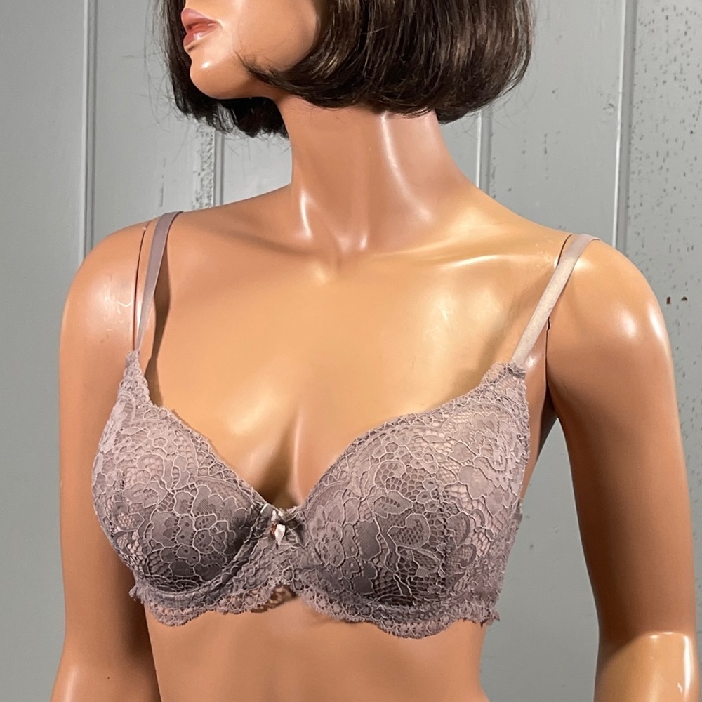 *Marilyn Monroe Women’s Violet Lace Push-Up Bra Sz 34C